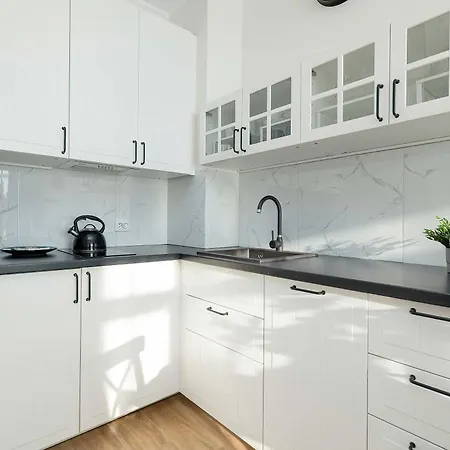 Apartment Blue And Beige In With Seasonal Pool, Parking And Balcony By Renters *