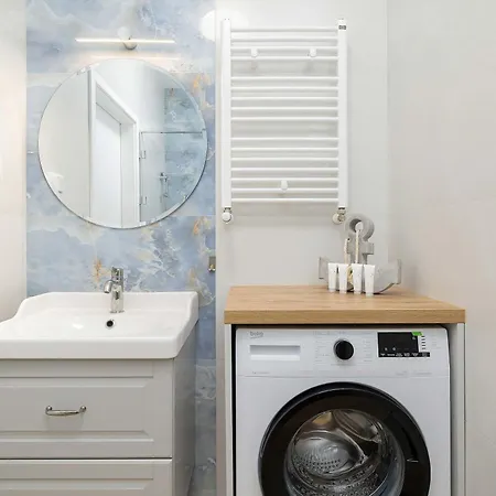 Apartment Blue And Beige In With Seasonal Pool, Parking And Balcony By Renters