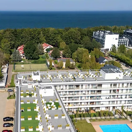 Apartment Blue And Beige In With Seasonal Pool, Parking And Balcony By Renters *